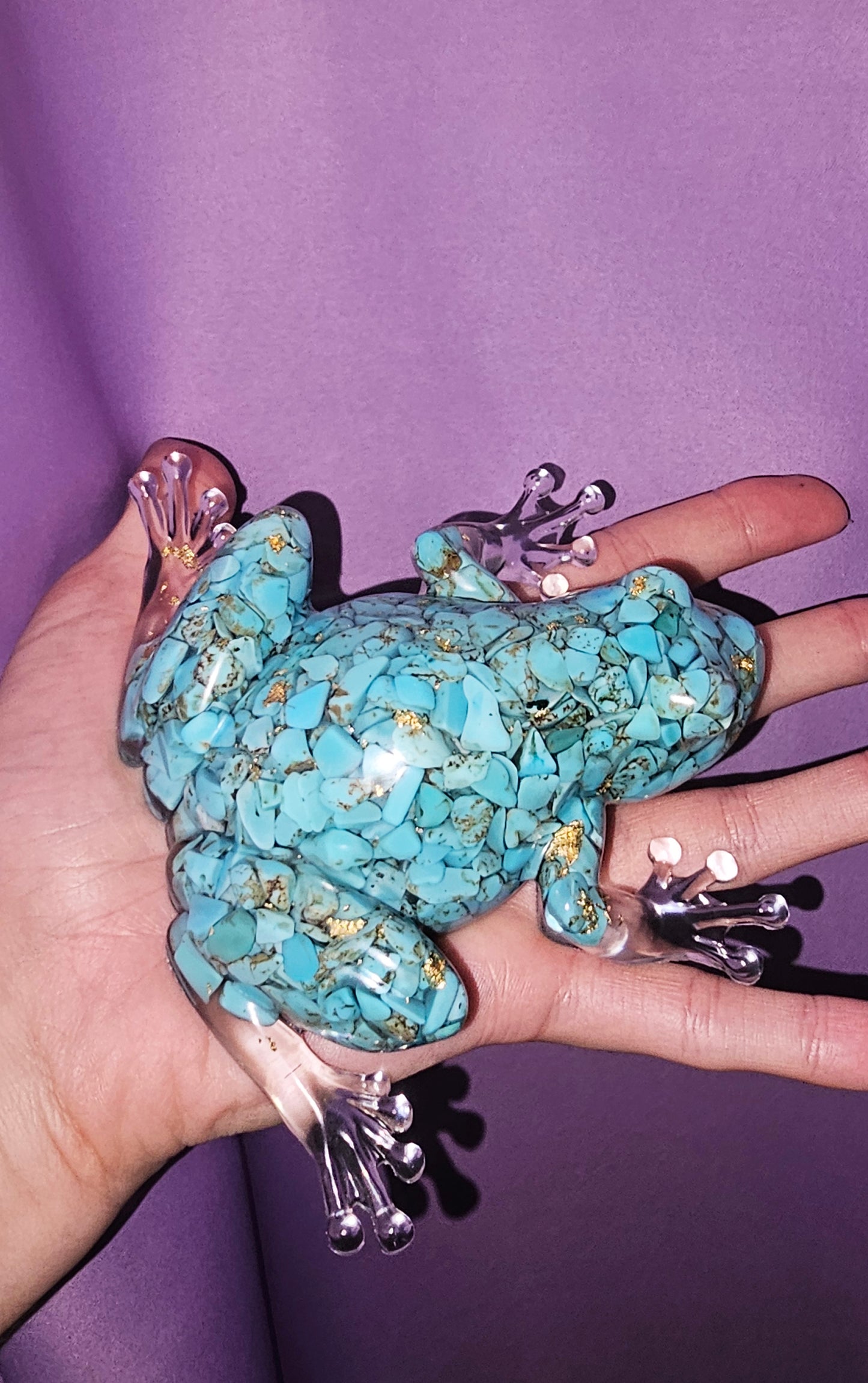 Crystal protection frog