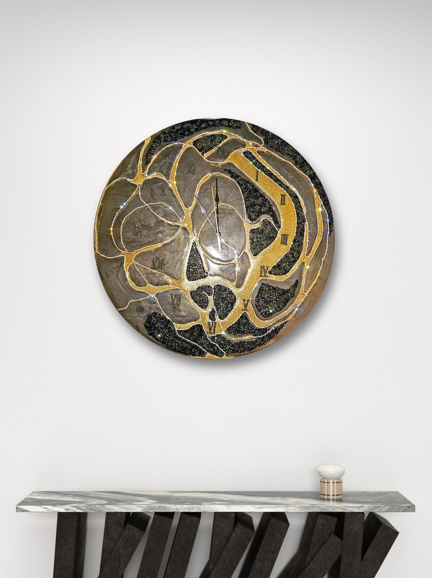 Luxury, sparkling wall clock with rhinestones