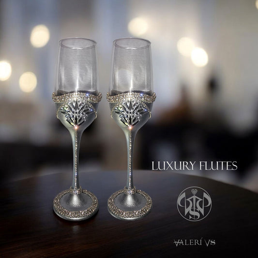 Sparkling custom champagne flutes