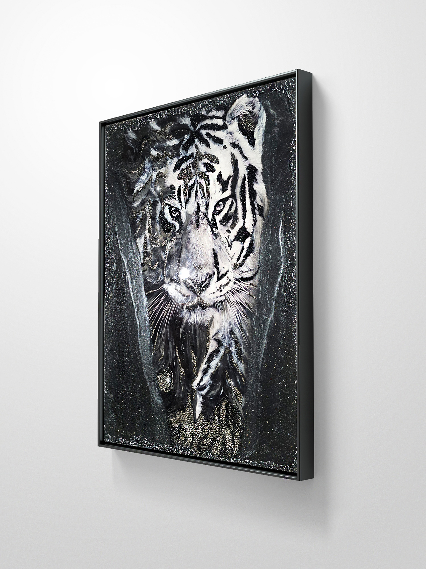 Sparkling resin artwork-white tiger